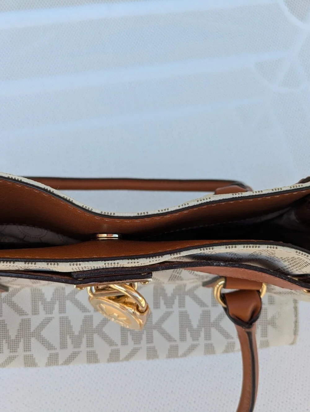 Michael Kors Hamilton Monogram Satchel - White/Tan - Super Clean
